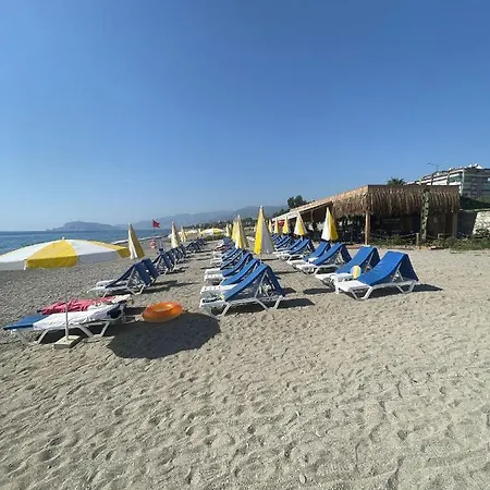 2+1 Denize 100 Mt * Alanya